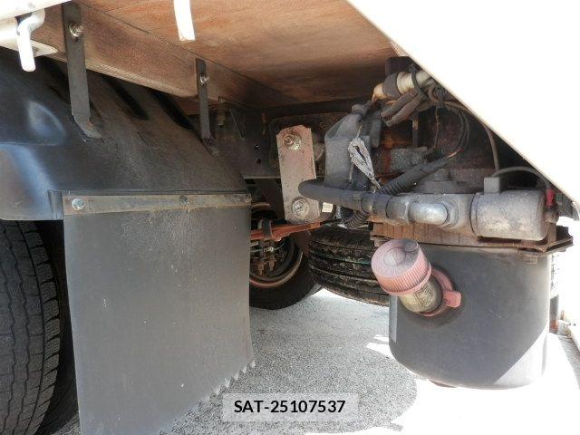 Mazda TITAN 2018-06 6914554-13