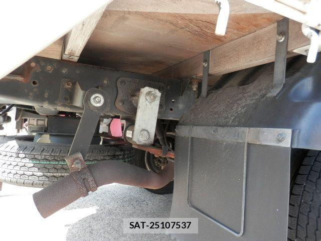 Mazda TITAN 2018-06 6914554-14