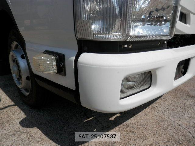 Mazda TITAN 2018-06 6914554-21
