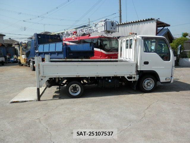 Mazda TITAN 2018-06 6914554-4