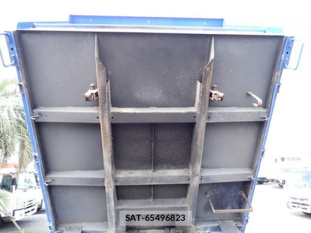 Mazda TITAN 2014-03 6914553-12