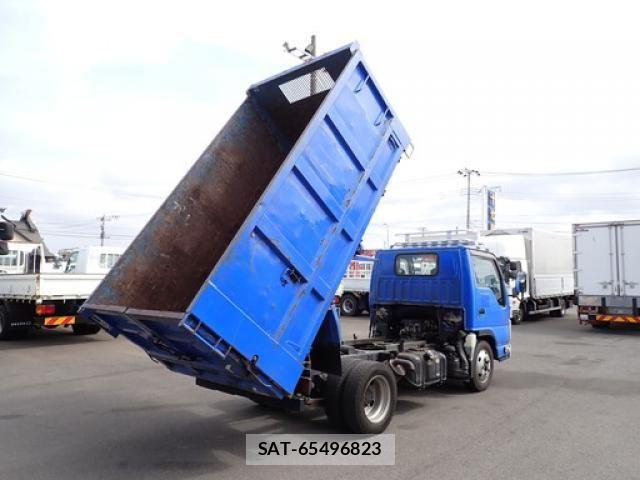 Mazda TITAN 2014-03 6914553-15