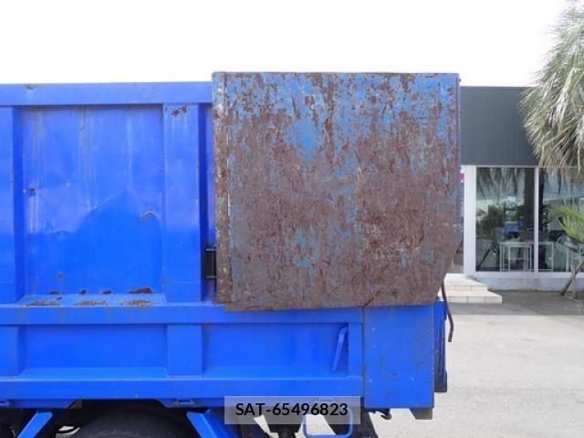 Mazda TITAN 2014-03 6914553-23