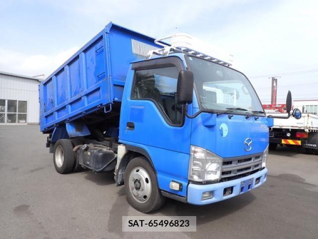 Mazda TITAN 2014-03 6914553-2