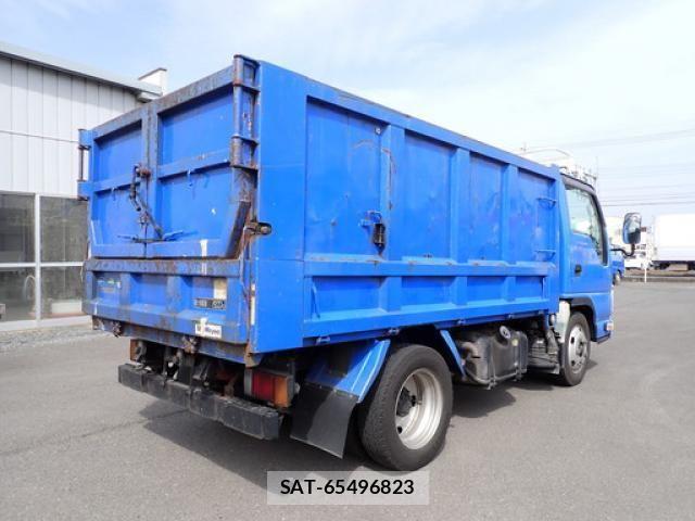 Mazda TITAN 2014-03 6914553-4