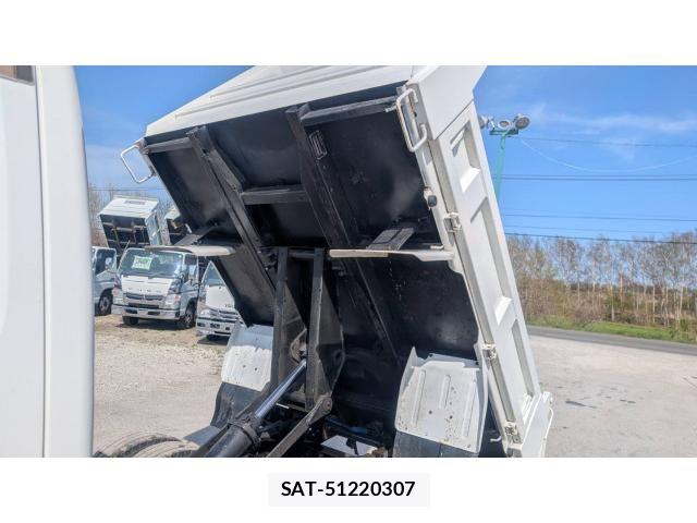 Mazda TITAN 2011-12 6914551-12