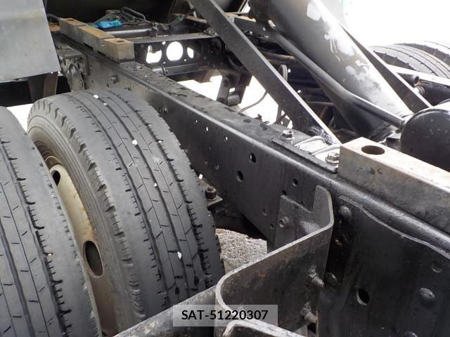 Mazda TITAN 2011-12 6914551-17