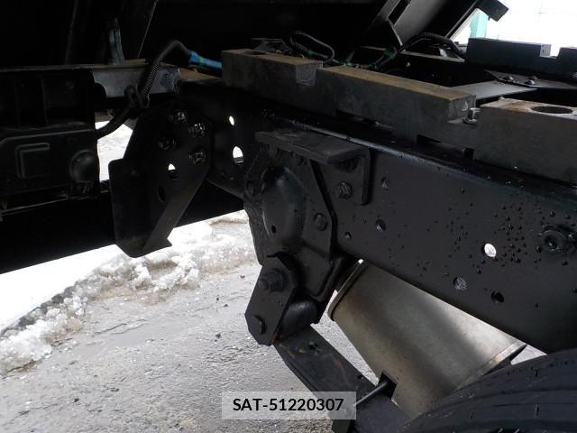 Mazda TITAN 2011-12 6914551-18