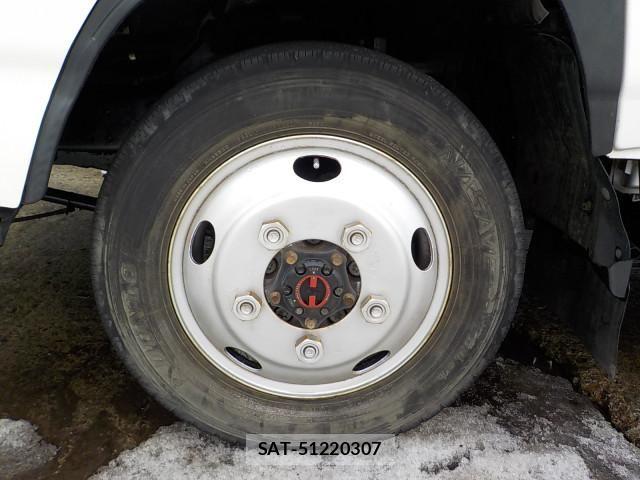 Mazda TITAN 2011-12 6914551-19