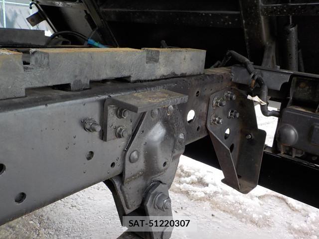 Mazda TITAN 2011-12 6914551-20