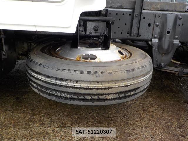 Mazda TITAN 2011-12 6914551-25