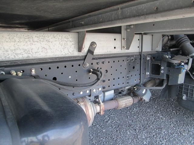 Mazda TITAN 2018-11 7199793-13