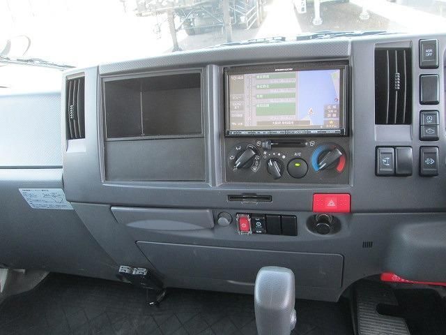 Mazda TITAN 2018-11 7199793-15