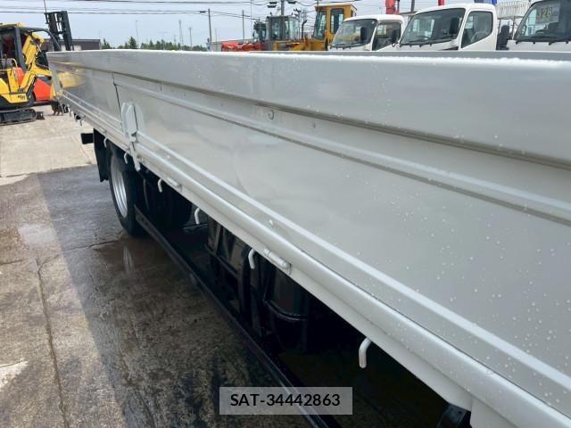 Mazda TITAN 2014-09 7252601-12