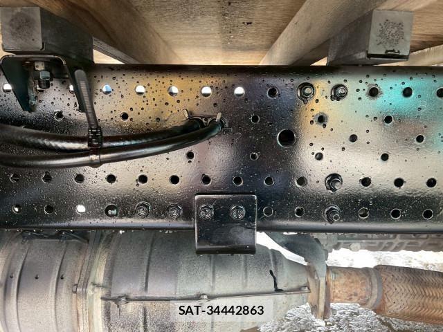Mazda TITAN 2014-09 7252601-15