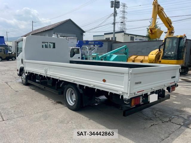 Mazda TITAN 2014-09 7252601-5