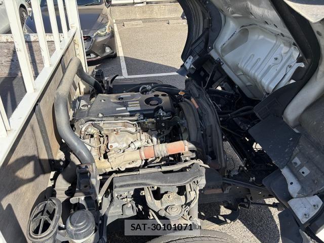 Mazda TITAN 2017-07 7272669-14