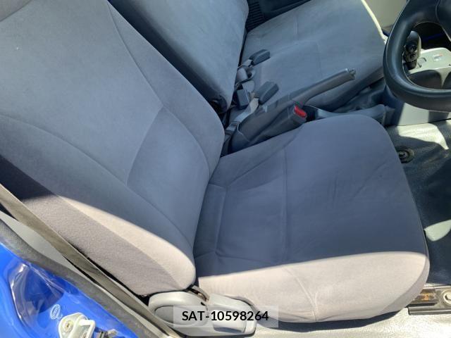 Mazda TITAN 2012-03 7272631-11