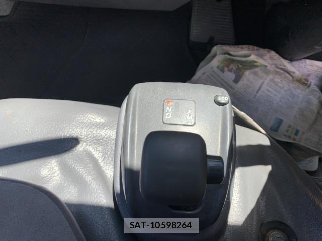 Mazda TITAN 2012-03 7272631-21