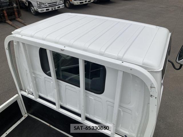 Mazda TITAN 2013-11 7360181-15