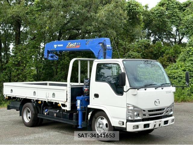 Mazda TITAN 2023-09 7360180-1