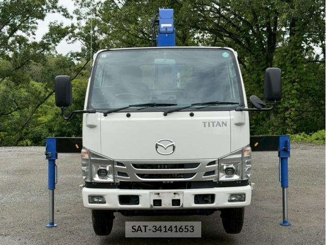 Mazda TITAN 2023-09 7360180-23