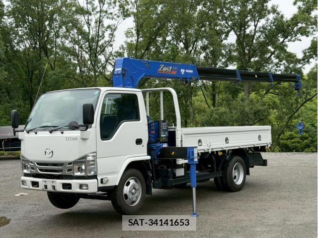 Mazda TITAN 2023-09 7360180-24