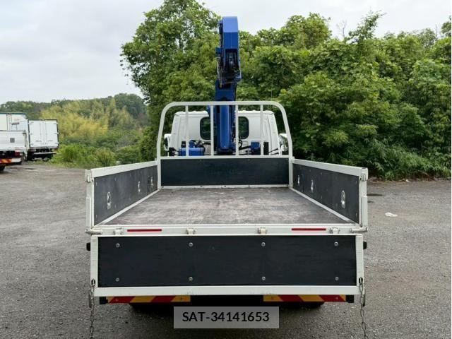 Mazda TITAN 2023-09 7360180-8