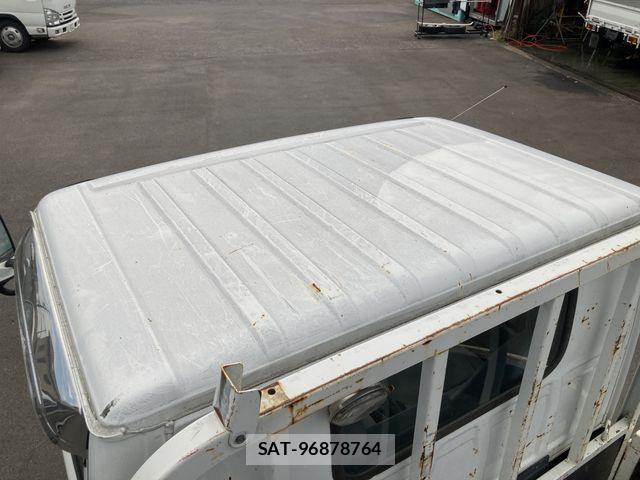 Mazda TITAN 2016-05 7360183-15