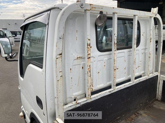 Mazda TITAN 2016-05 7360183-16