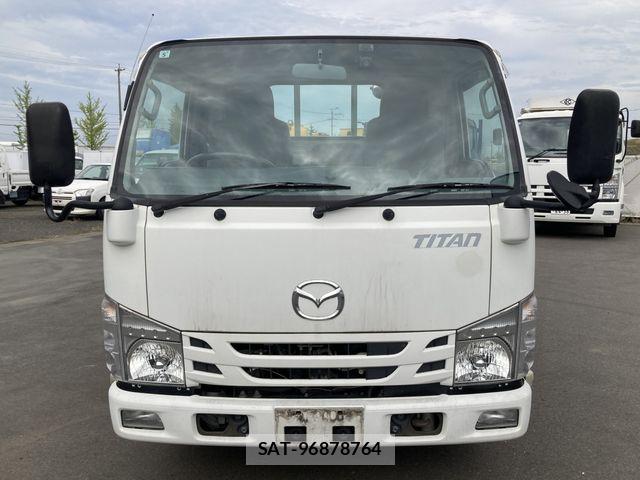 Mazda TITAN 2016-05 7360183-20