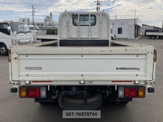 Mazda TITAN 2016-05 7360183-4