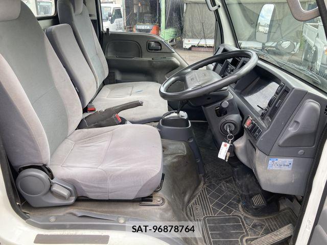 Mazda TITAN 2016-05 7360183-7