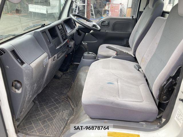 Mazda TITAN 2016-05 7360183-8