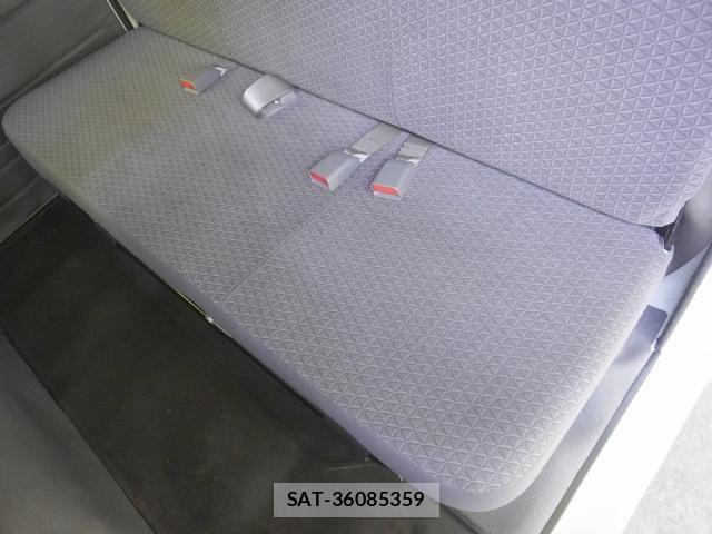 Mazda TITAN 2020-03 7394103-27