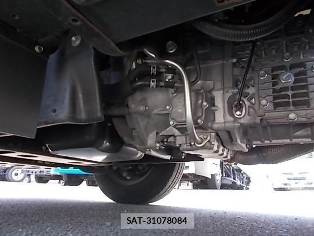 Mazda TITAN 2018-10 7458431-11