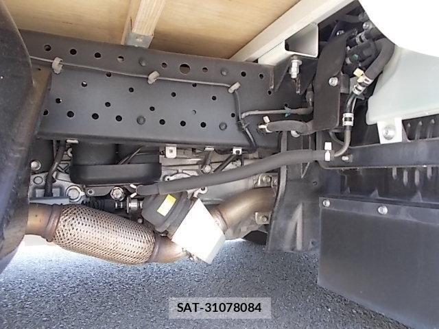 Mazda TITAN 2018-10 7458431-22