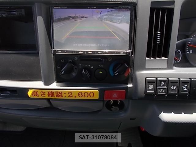 Mazda TITAN 2018-10 7458431-3