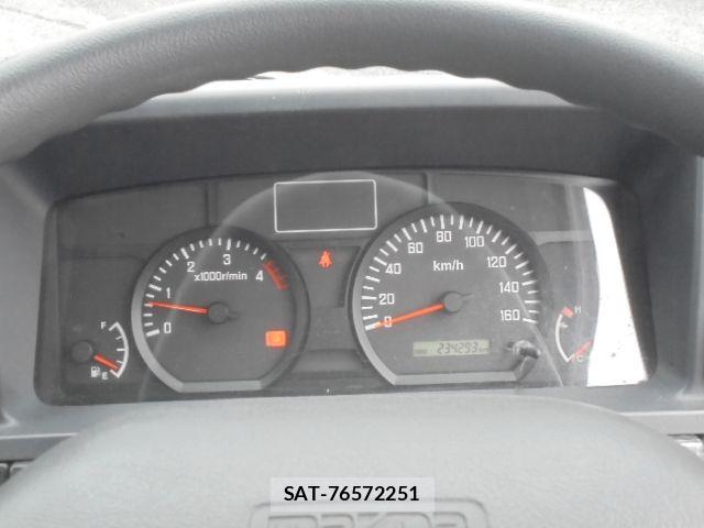 Mazda TITAN 2018-03 7620823-11