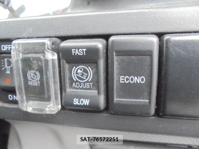 Mazda TITAN 2018-03 7620823-12