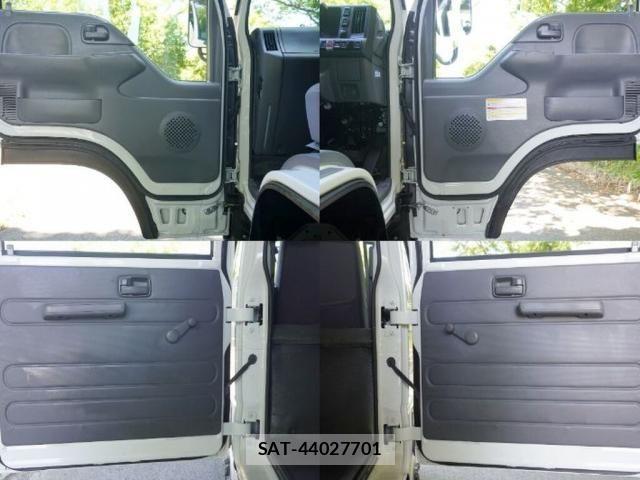 Mazda TITAN 2020-03 7620824-16