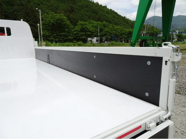 Mazda TITAN 2025-06 7607023-13