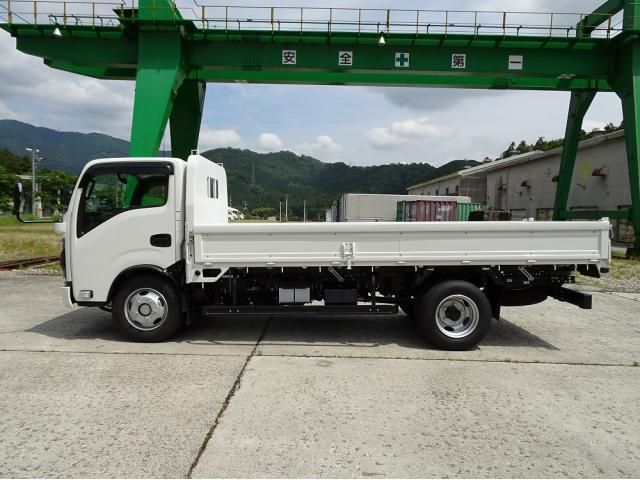 Mazda TITAN 2025-06 7607023-17