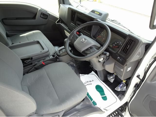 Mazda TITAN 2025-06 7607023-7
