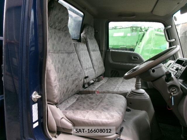 Mazda TITAN 2003-11 7729871-17