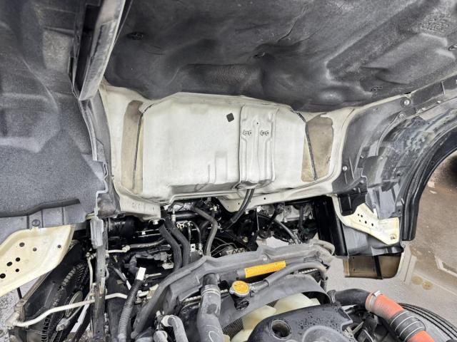 Mazda TITAN 2014-03 7737896-15
