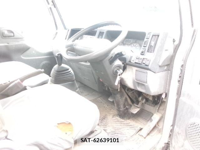 Mazda TITAN 2016-05 7789883-15
