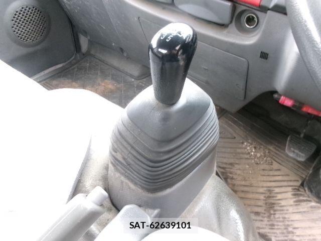 Mazda TITAN 2016-05 7789883-17