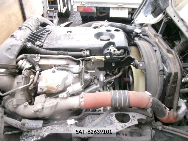 Mazda TITAN 2016-05 7789883-23