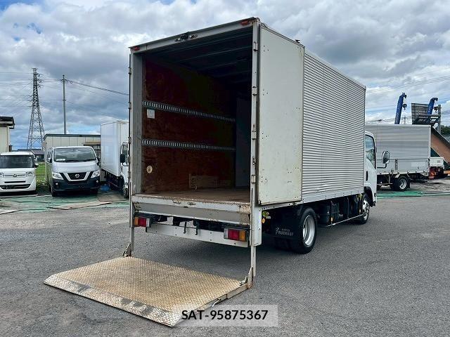 Mazda TITAN 2010-02 7964132-11